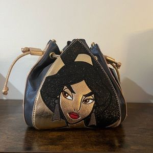 Danielle Nicole Jasmine Purse